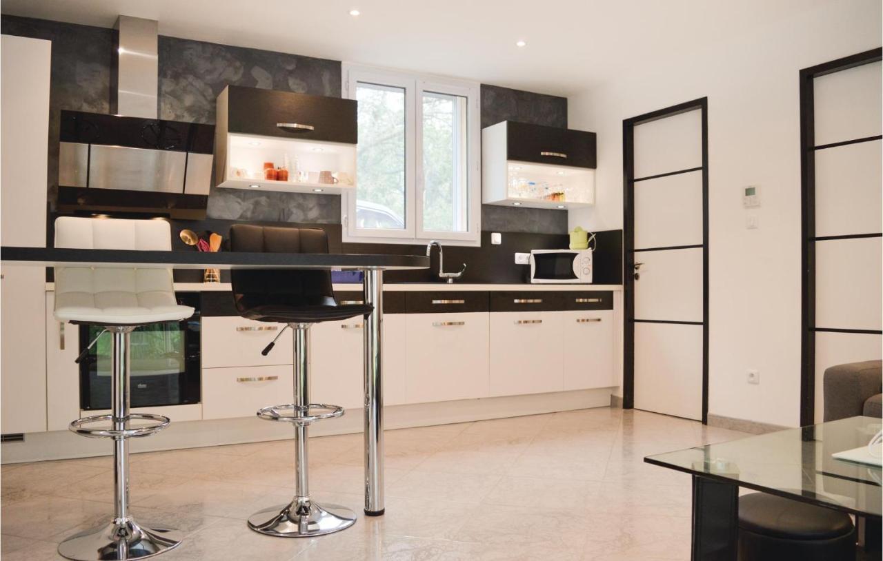 Nice Home In Ville Di Paraso With Wifi Exterior foto
